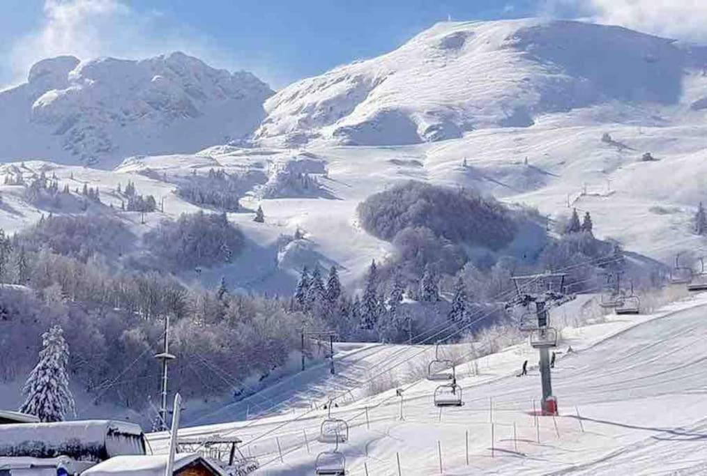 Maison 6 Places, En Plein Coeur De L'Ariege, Proche Ski Et Nature Lesparrou المظهر الخارجي الصورة